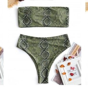 Bandeau Snakeskin High Cut Choker Bikini - Green M